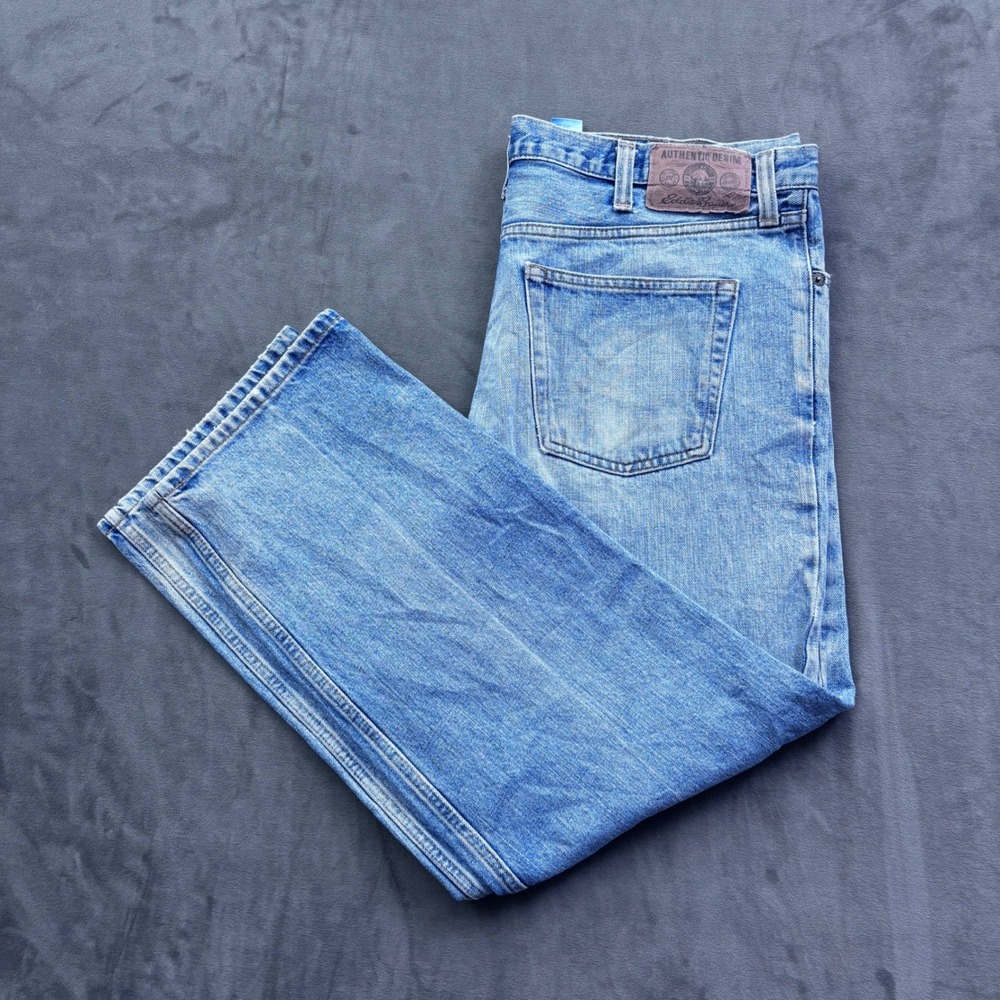 Eddie Bauer Classic Fit Light Wash Blue Denim Jeans Mens 40x30 Straight Leg